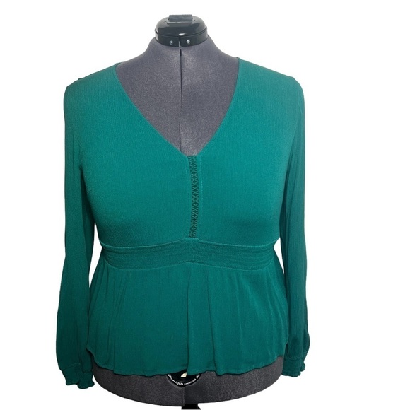 Torrid Green Peplum Top (Size 2) - Picture 1 of 6